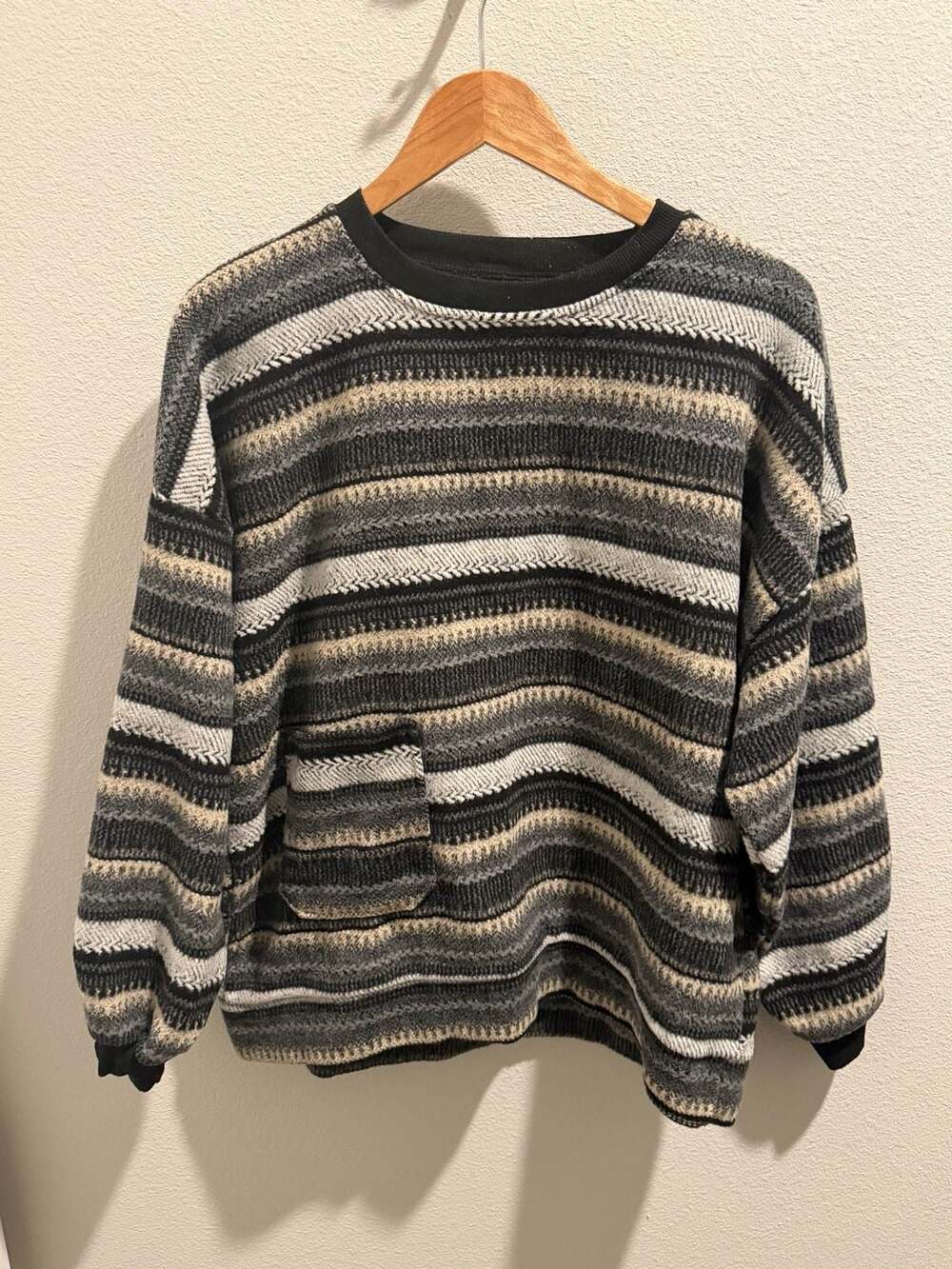 Unbranded Grunge Striped Knit Pullover Sweater with Front Pocket